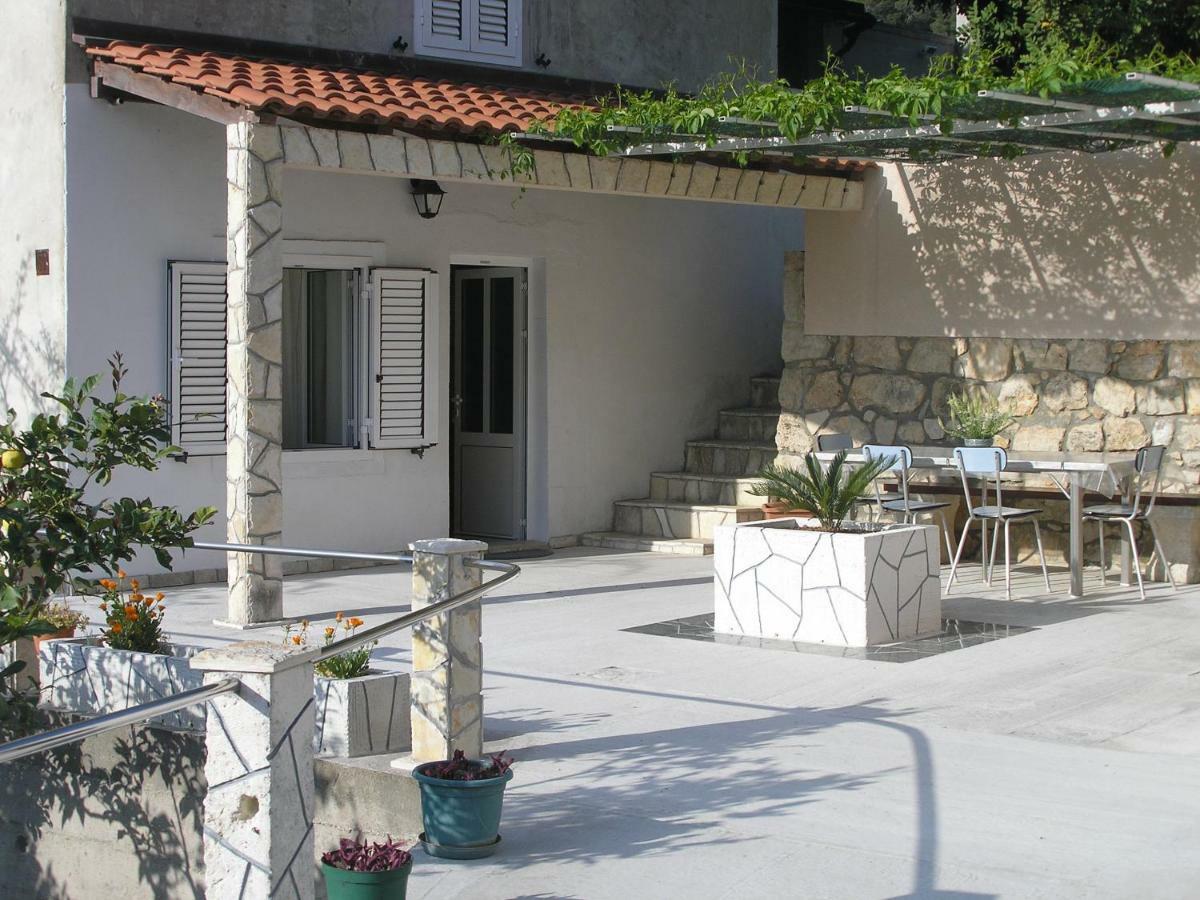 Vranicic Apartment Vis