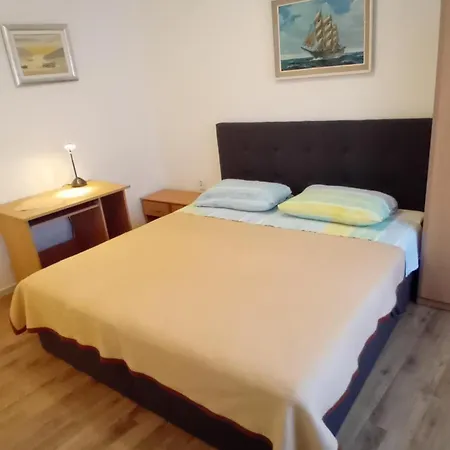 Apartmani Vranicic Vis Exterior photo