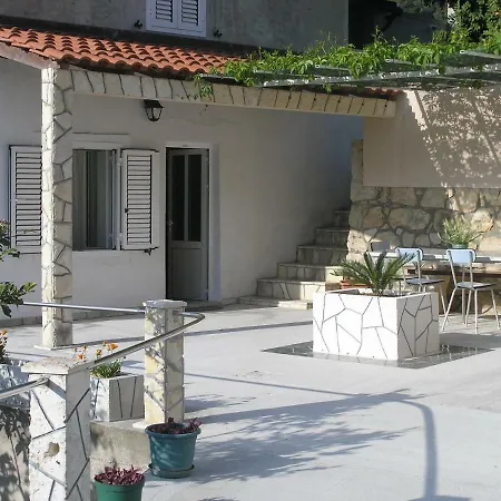 Apartmani Vranicic Vis Exterior photo